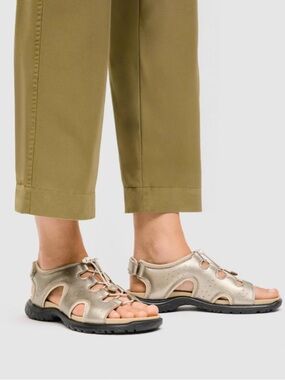 Ecco soft toggle ope toe comfort sandals metallic 40 US 9 NEW